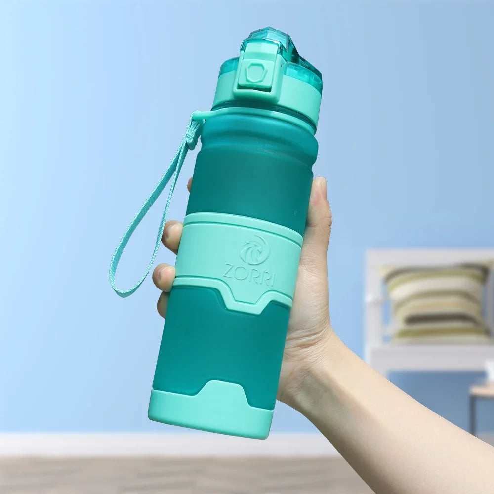 Gourde sport en Tritan ergonomique et pratique