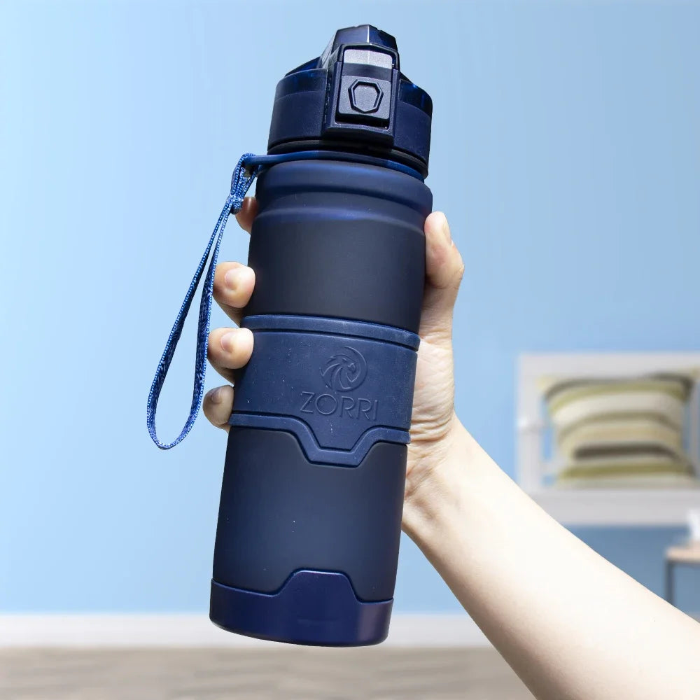 Gourde sport en Tritan ergonomique et pratique